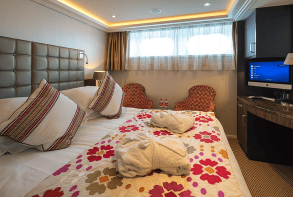 AmaWaterways AmaSiena CAT E 3.png
